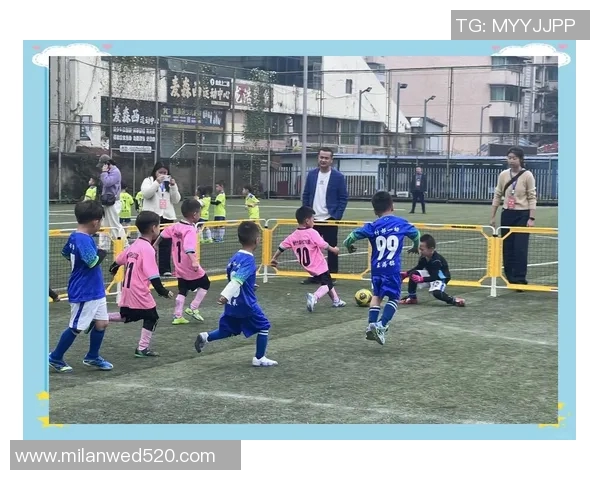 五岁男童足球明星崭露头角引发全球关注与热议